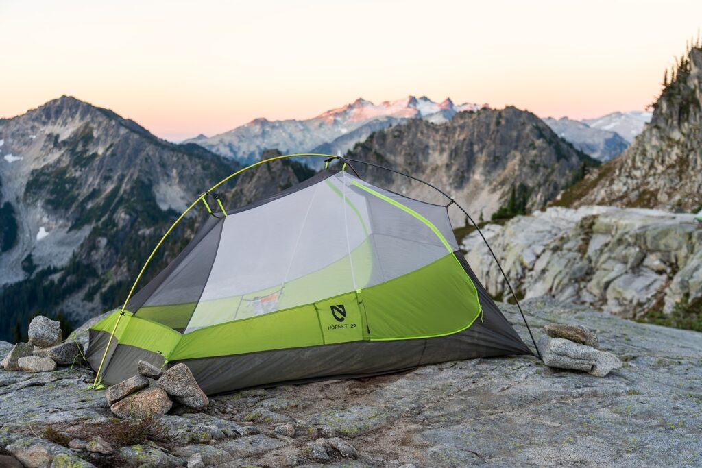 campsite on slab rocks at thunder mountain lakes mount daniel view alpine lakes wilderness
