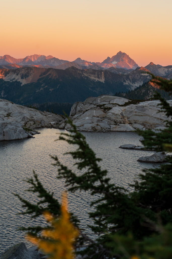 thunder mountain lakes view at sunset so peacful