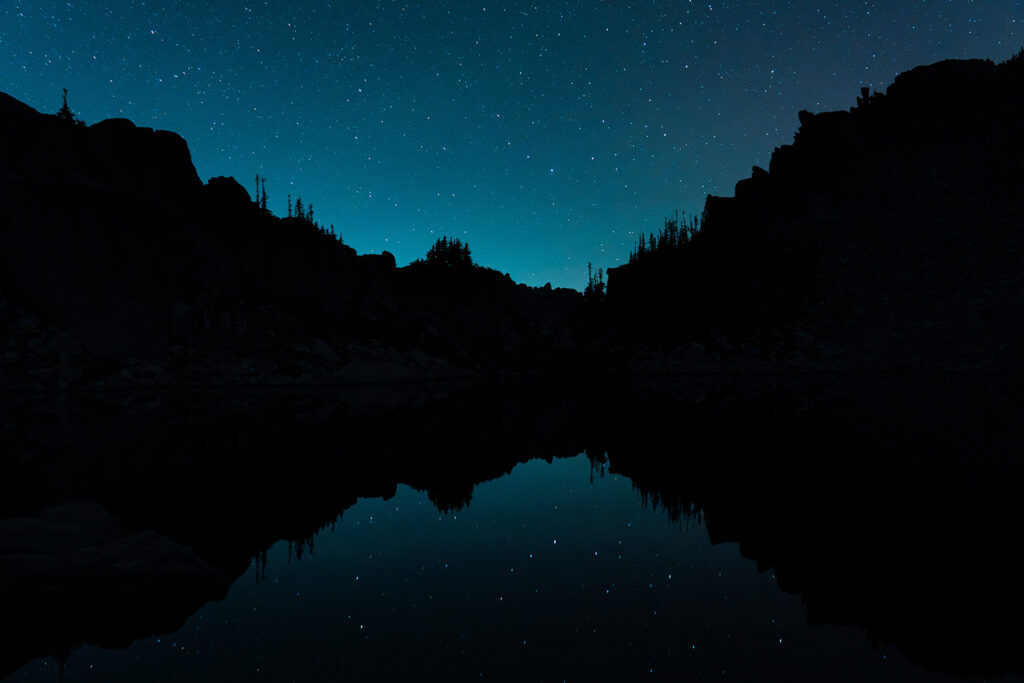 night sky at thunder mountain lakes summer