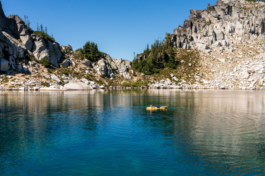 swimming in thunder mountain lakes